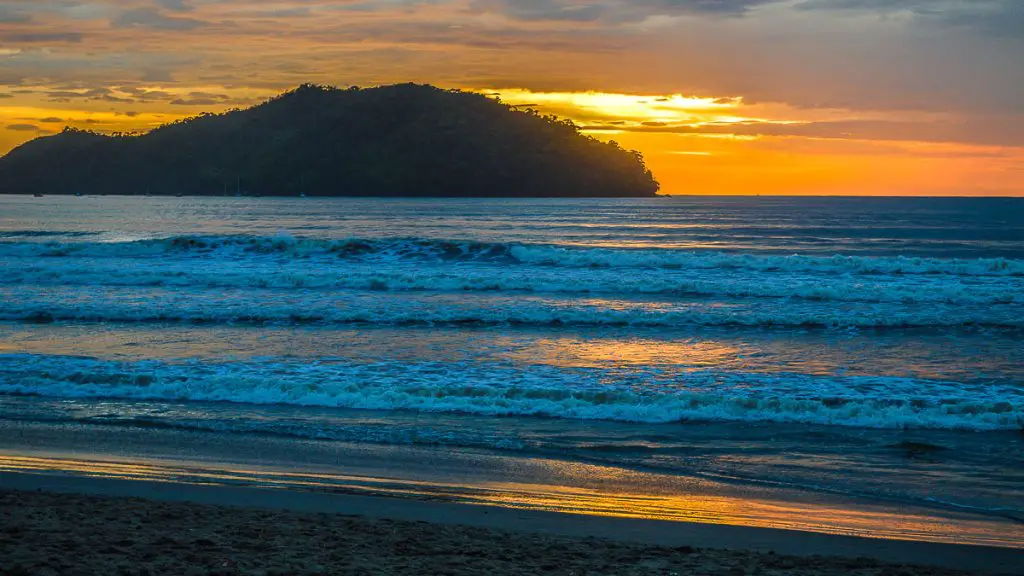 Melhor Época Para Visitar a Praia do Perequê-Açu